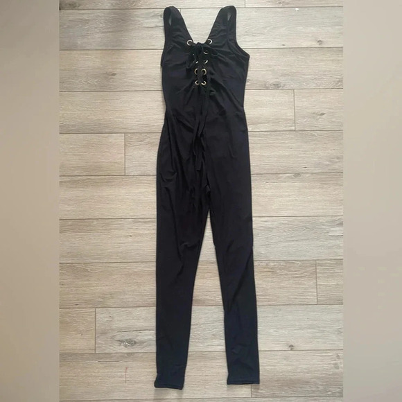 Peachy Girl Women’s Black Lace-up Stretch Jumpsuit Romper Goldtone Grommet EUC S - Picture 1 of 10